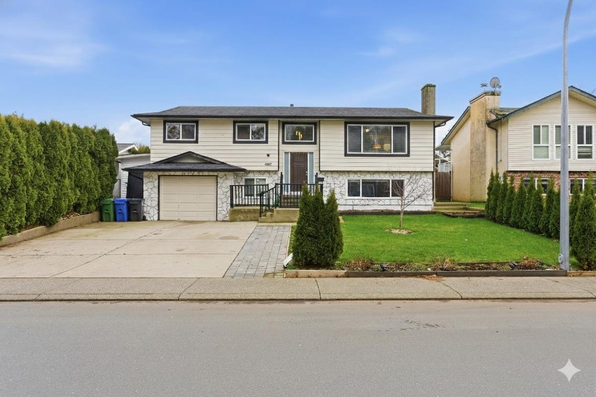 1460 Kaslo Ct  
