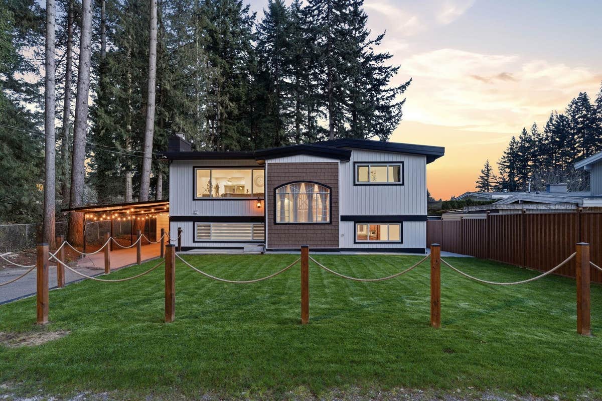 34694 BEVERLEY CRESCENT