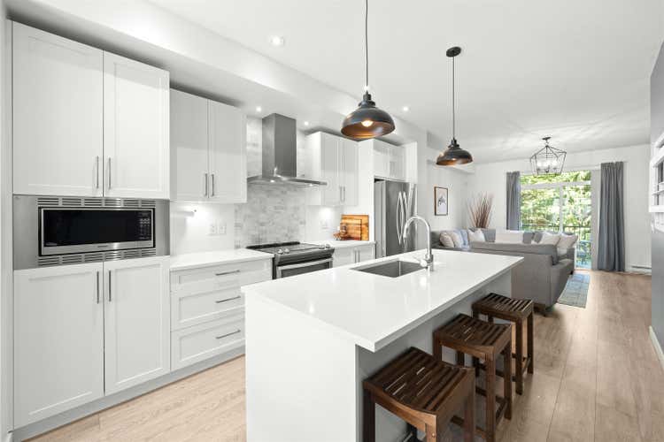 11 2550 156 STREET, Surrey BC V4P 1C8