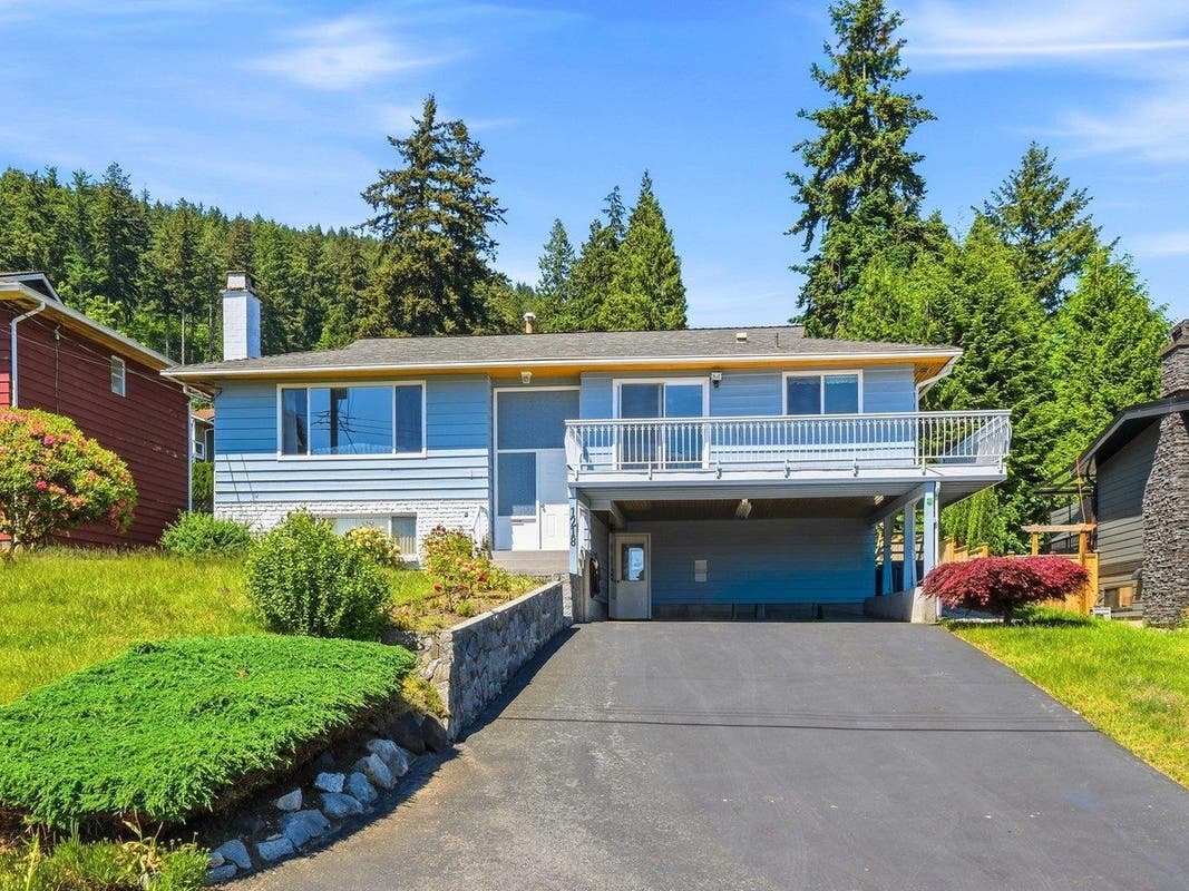 1218 CHAMBERLAIN DRIVE