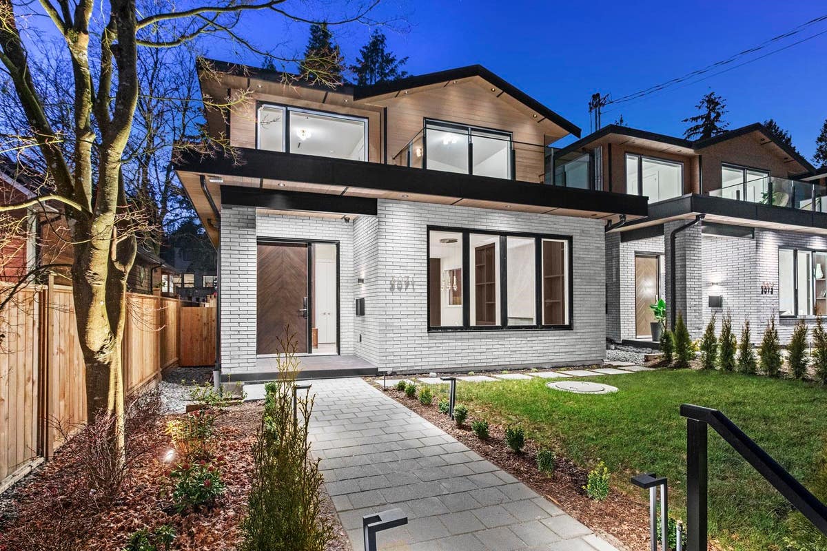 3071 FROMME ROAD, North Vancouver BC V7K 2C8, North Vancouver, BC V7K ...