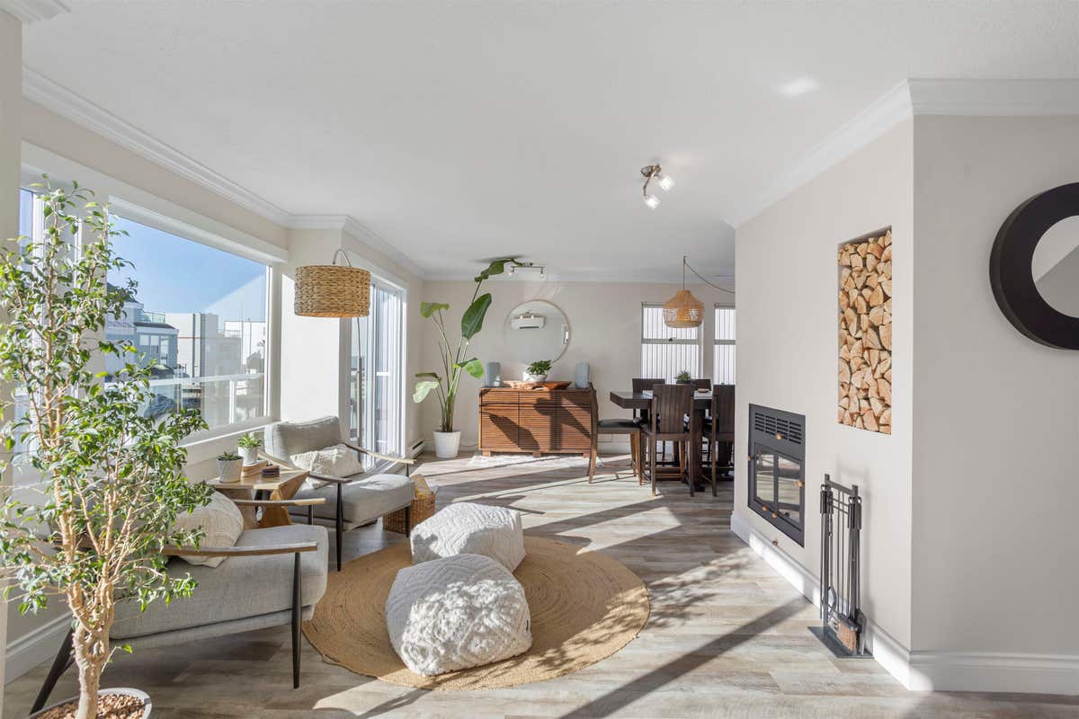 10-3459 W RIVER ROAD