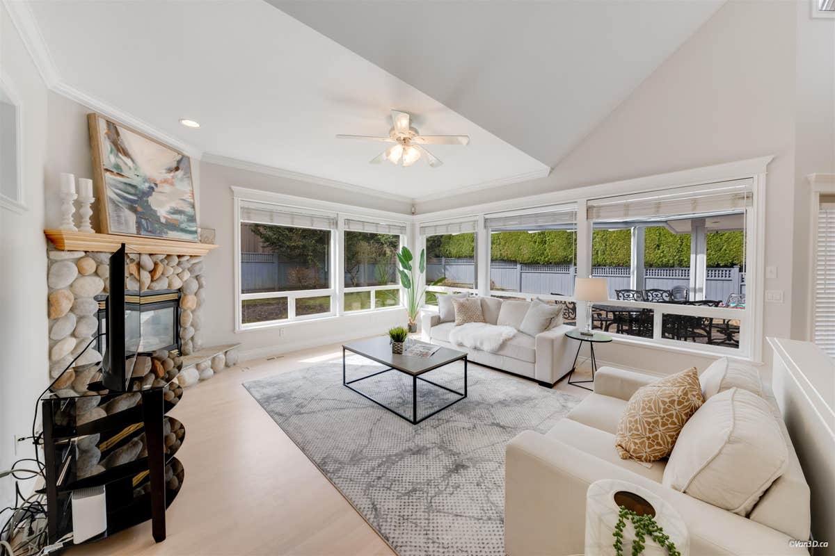 16330 LINCOLN WOODS COURT