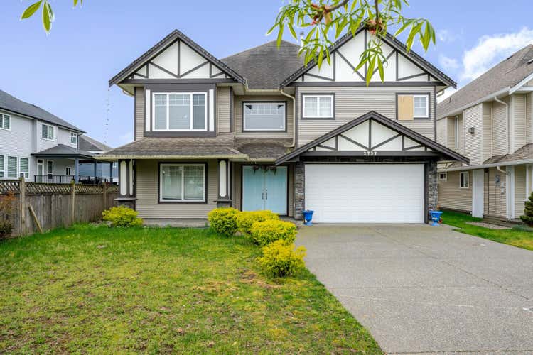2737 CARRIAGE COURT, Abbotsford BC V4X 0A3