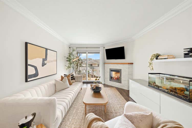 201 2344 ATKINS AVENUE, Port Coquitlam BC V3C 1Y8