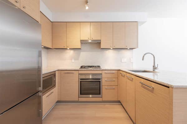 803-6180 COONEY ROAD, RICHMOND, BC V6Y 0H2 Condo For Sale | REMAX
