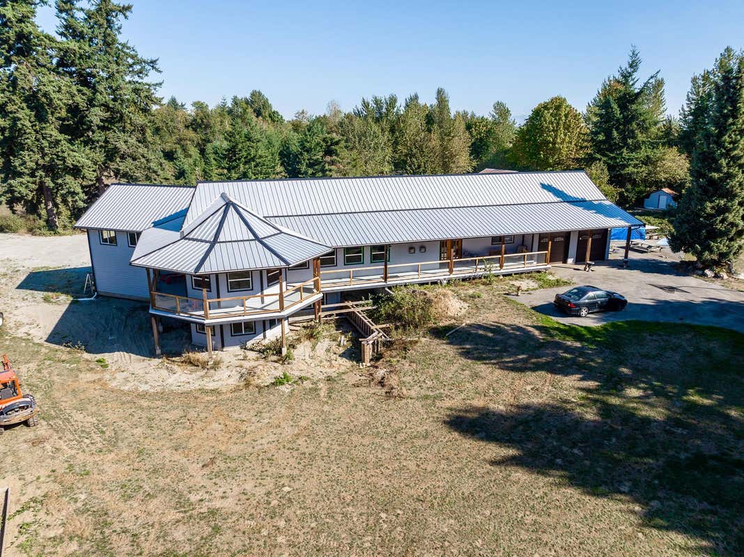 857 Bradner Rd  