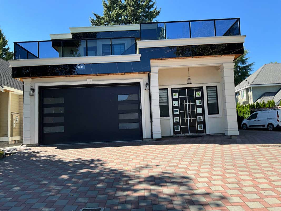 6735 130A St  