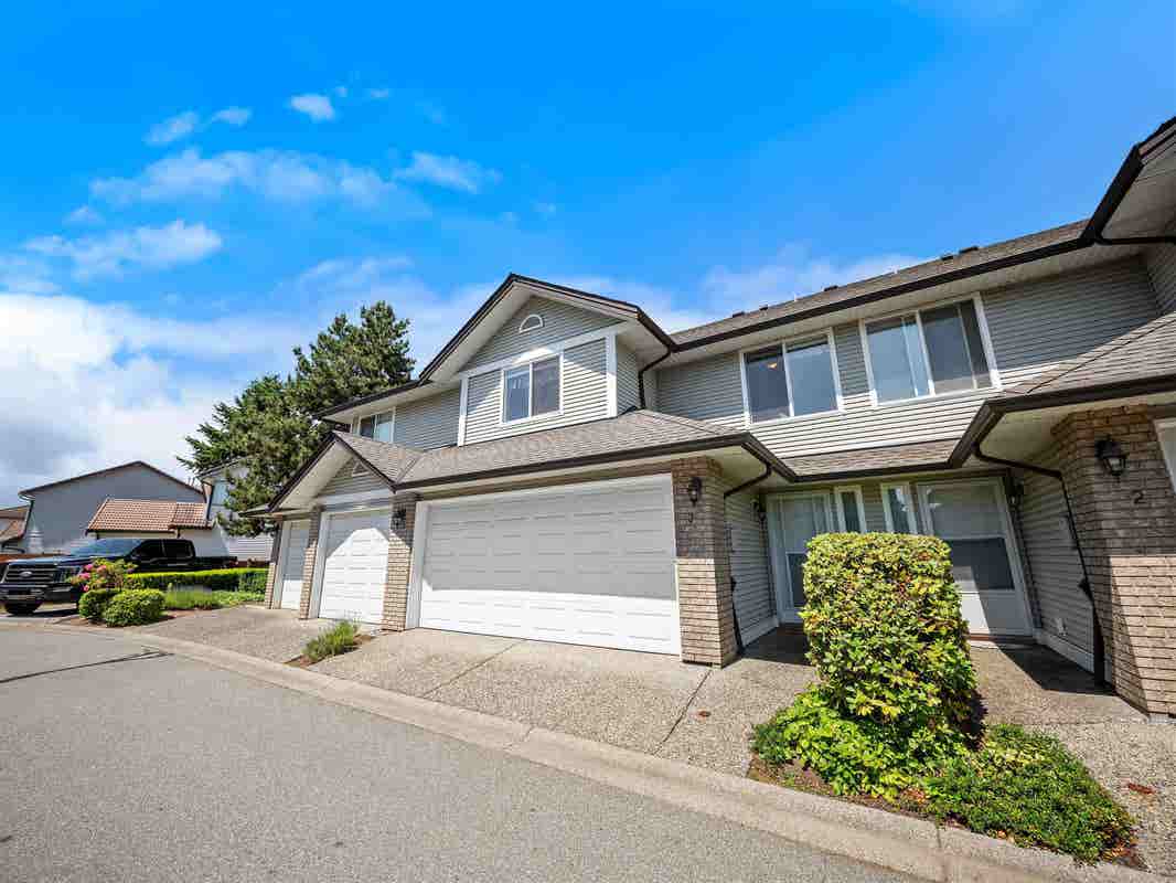 3-1370 RIVERWOOD GATE