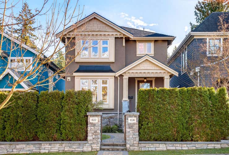 4532 W 15TH AVENUE, Vancouver BC V6R 3B4