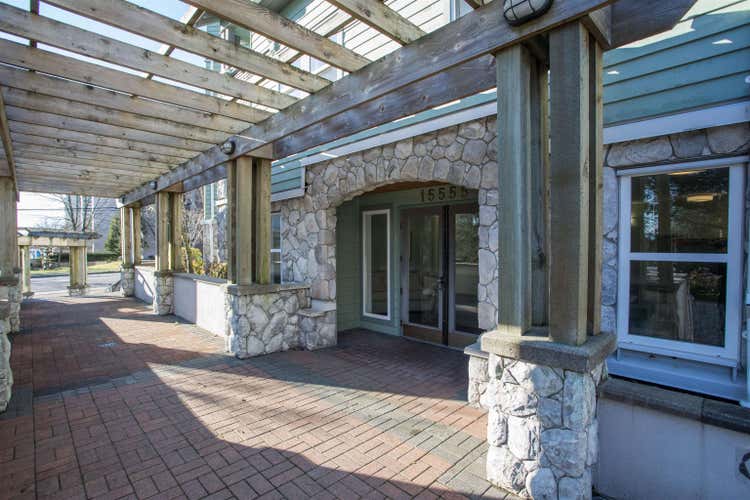 311 15555 16 AVENUE, Surrey BC V4A 1R7