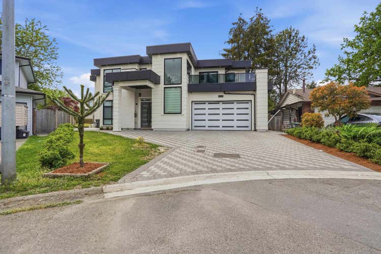 13034 63A AVENUE, Surrey BC V3X 2E5
