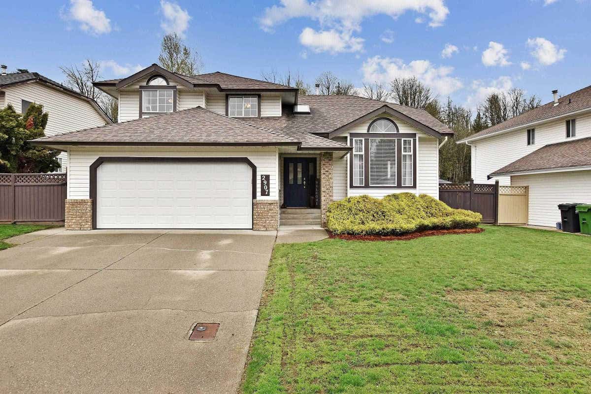 2907 Crossley Dr  