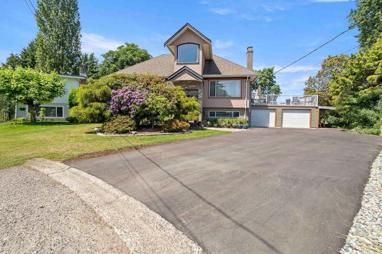 11113 81 AVENUE, Delta BC V4C 1Z3