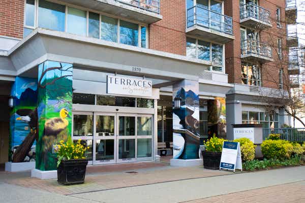 1001-1570 W 7TH AVENUE, VANCOUVER, BC V6J 5M1 Condo For Sale
