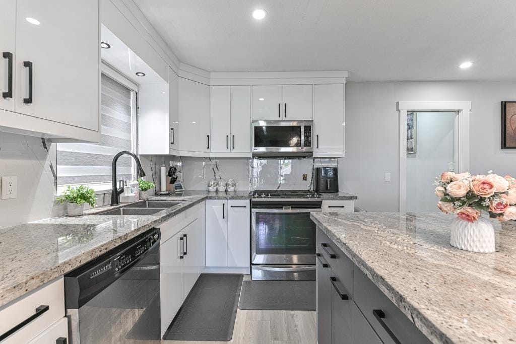 3364 TOWNLINE Rd  
