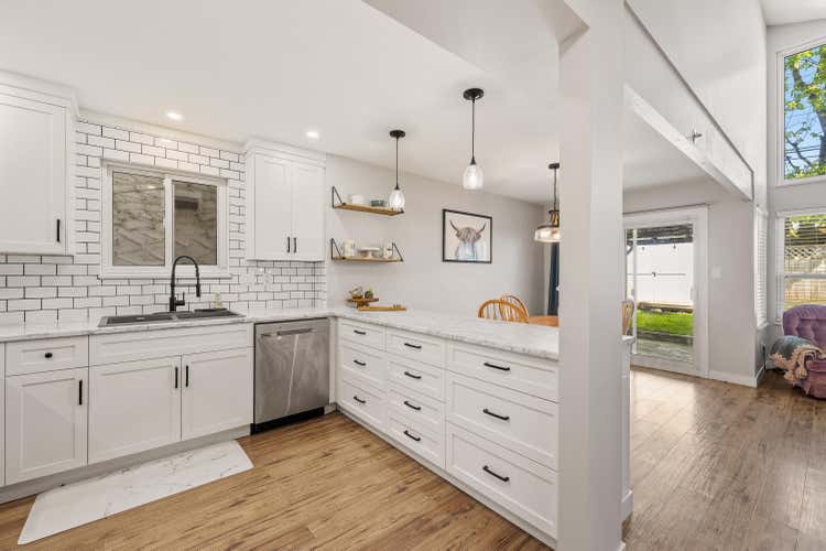 408 BRUNEAU PLACE, Langley BC V4W 3K9