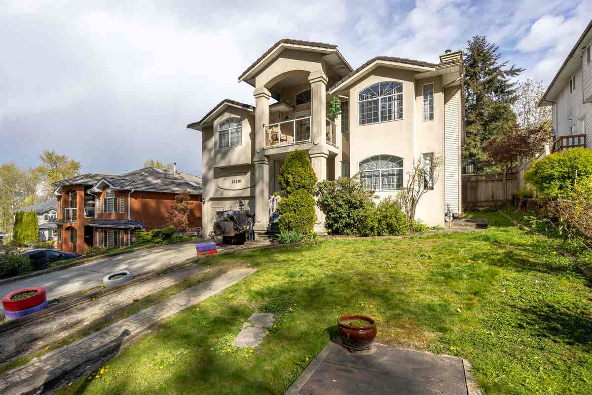 14446 Bedford Dr