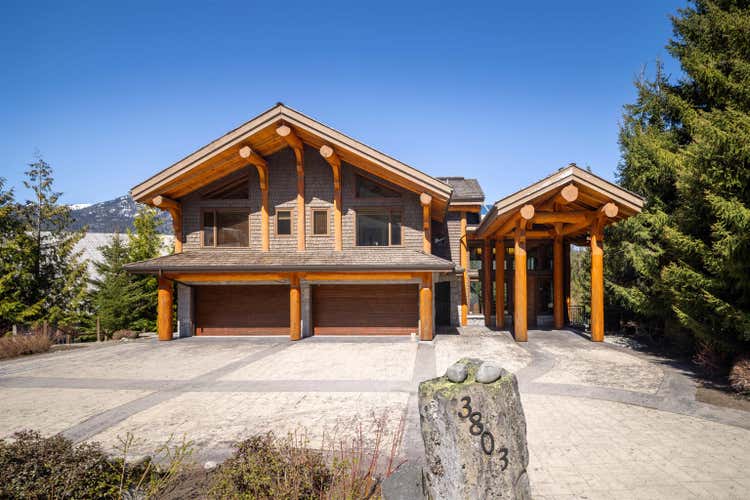 3803 SUNRIDGE PLACE, Whistler BC V0N 1B3
