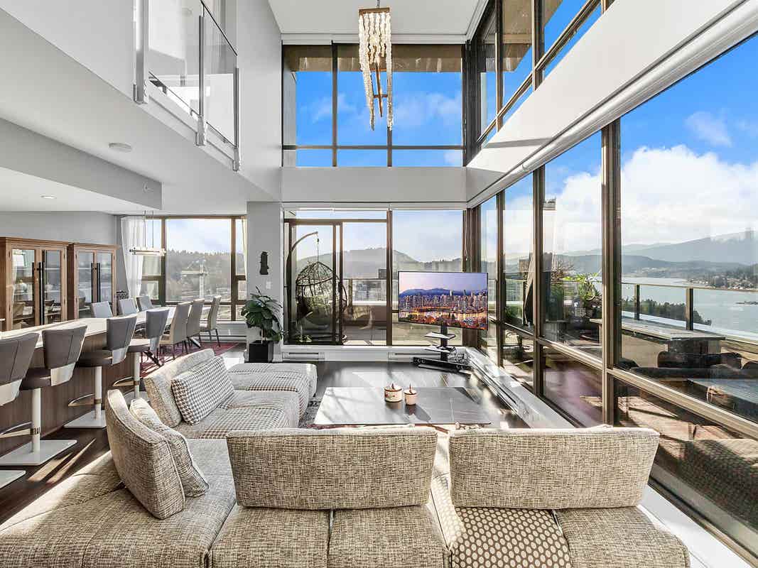 2603-301 CAPILANO ROAD