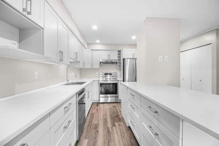 116 9635 121 STREET, Surrey BC V3V 7L8