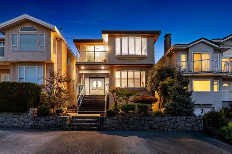 38 N GLYNDE AVENUE, Burnaby BC V5B 1G7