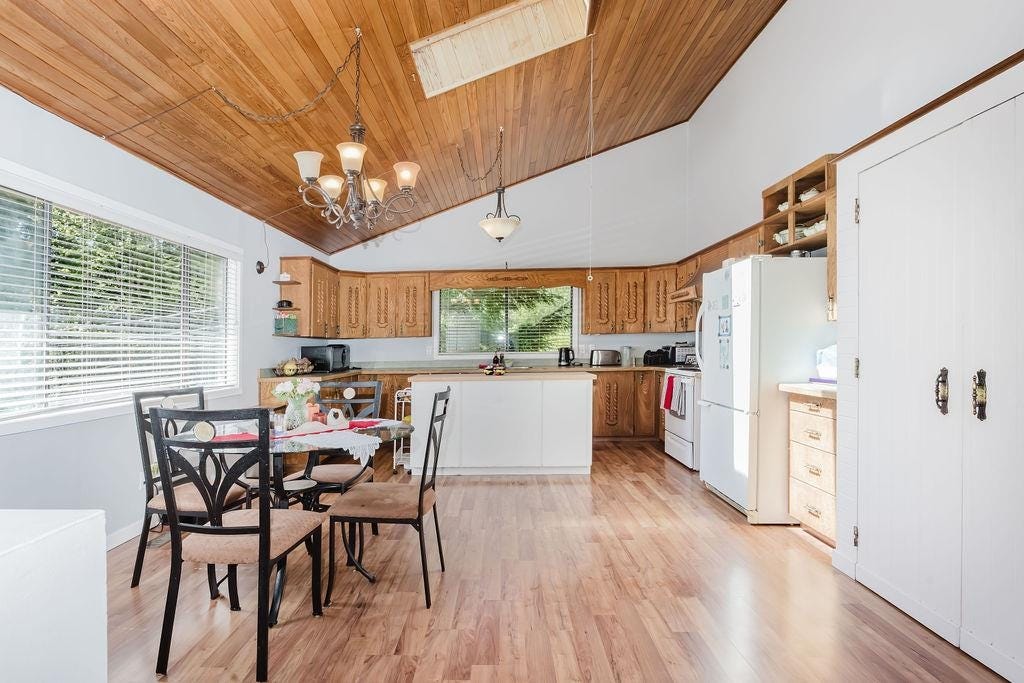 5899 SPRIGGS ROAD