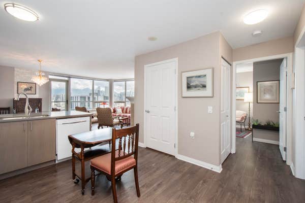 1001-1570 W 7TH AVENUE, VANCOUVER, BC V6J 5M1 Condo For Sale