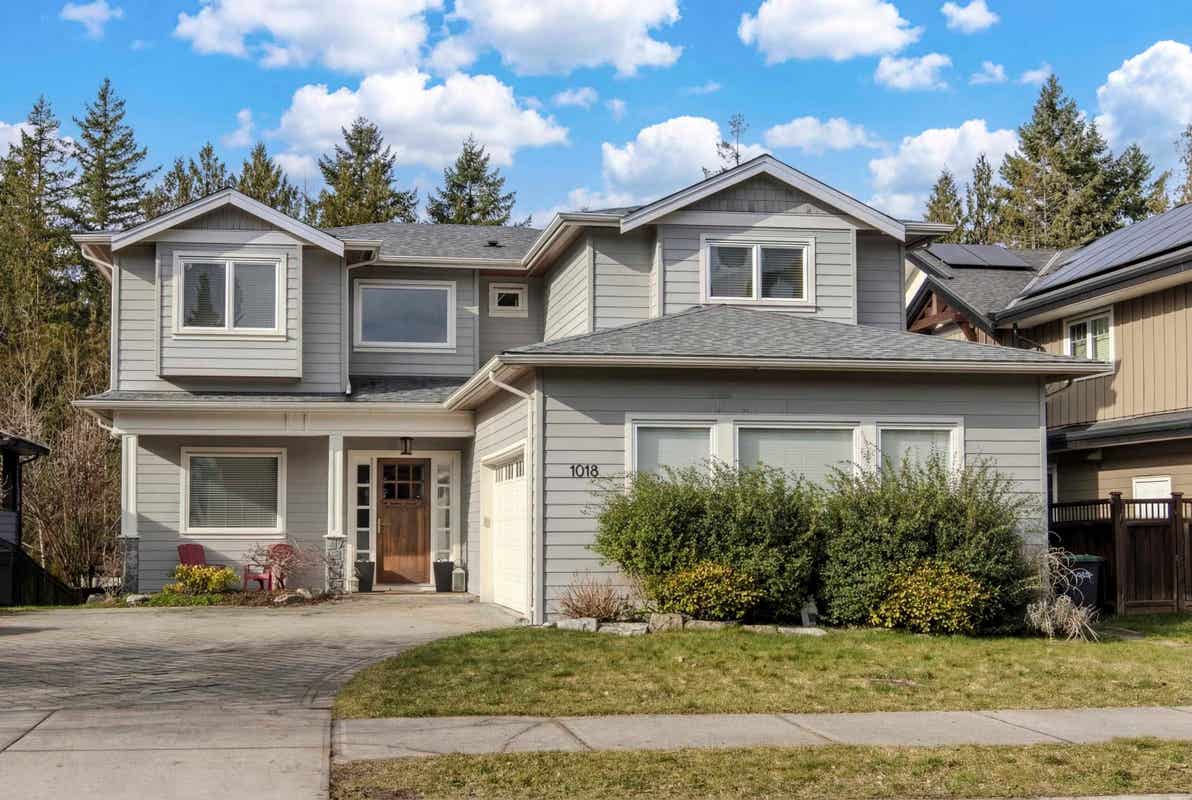 1018 JAY CRESCENT