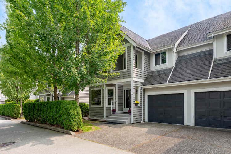 4 1135 LANSDOWNE DRIVE, Coquitlam BC V3B 7K6