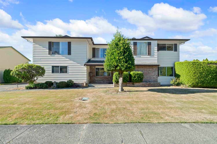 8431 ROSEBANK CRESCENT, Richmond BC V7A 2K8
