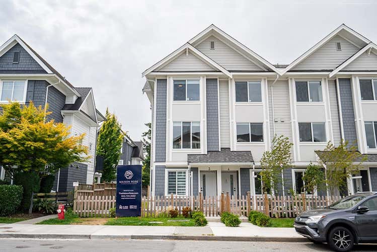 3 2525 156 STREET, Surrey BC V3V 7P2