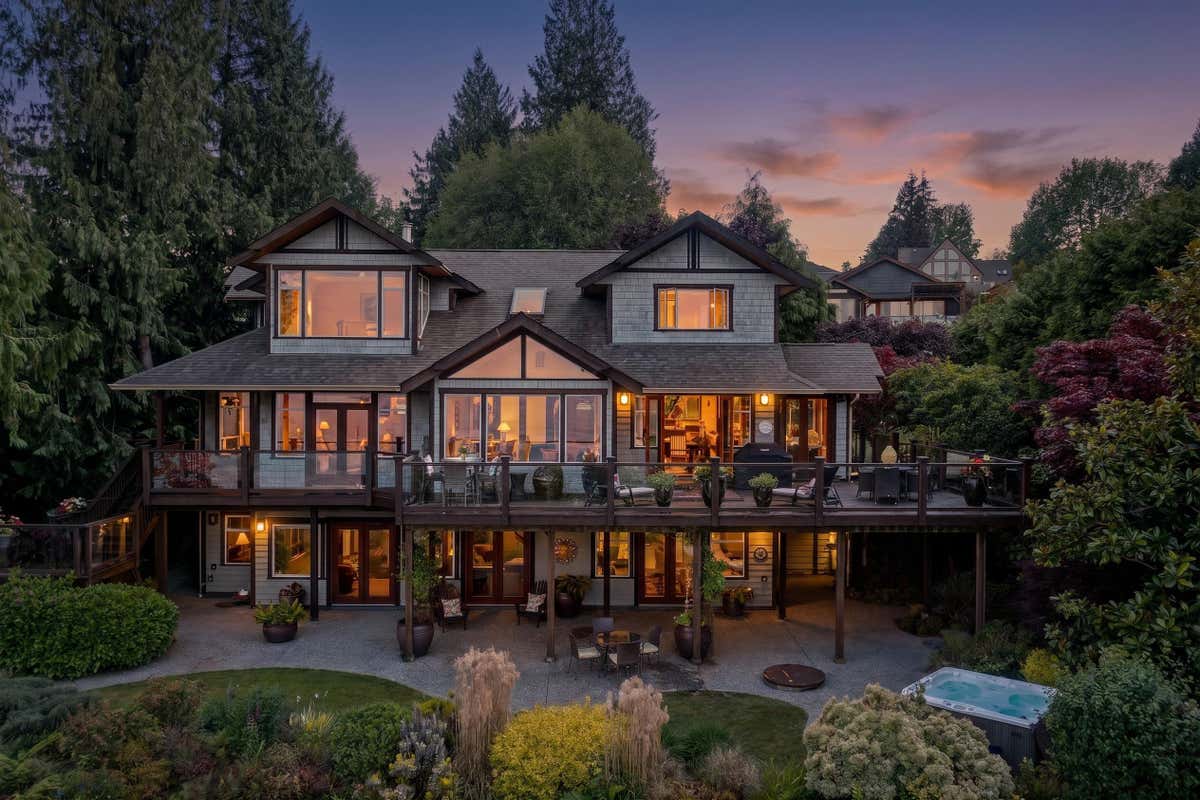 6480 SHORELINE PLACE