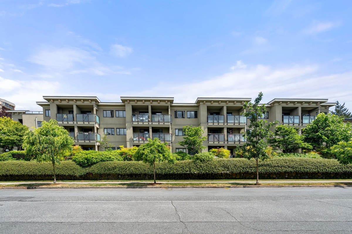 302-140 E 4TH STREET