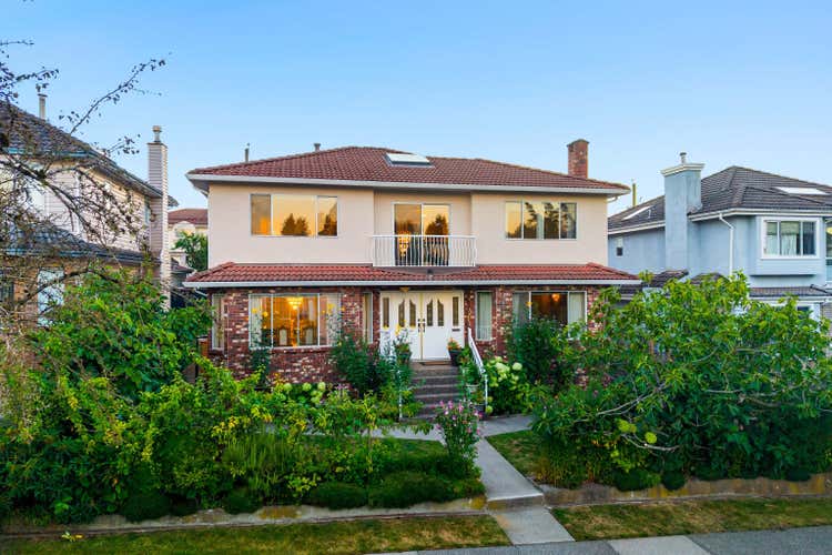 5455 CHAMBERS STREET, Vancouver BC V5R 3M3