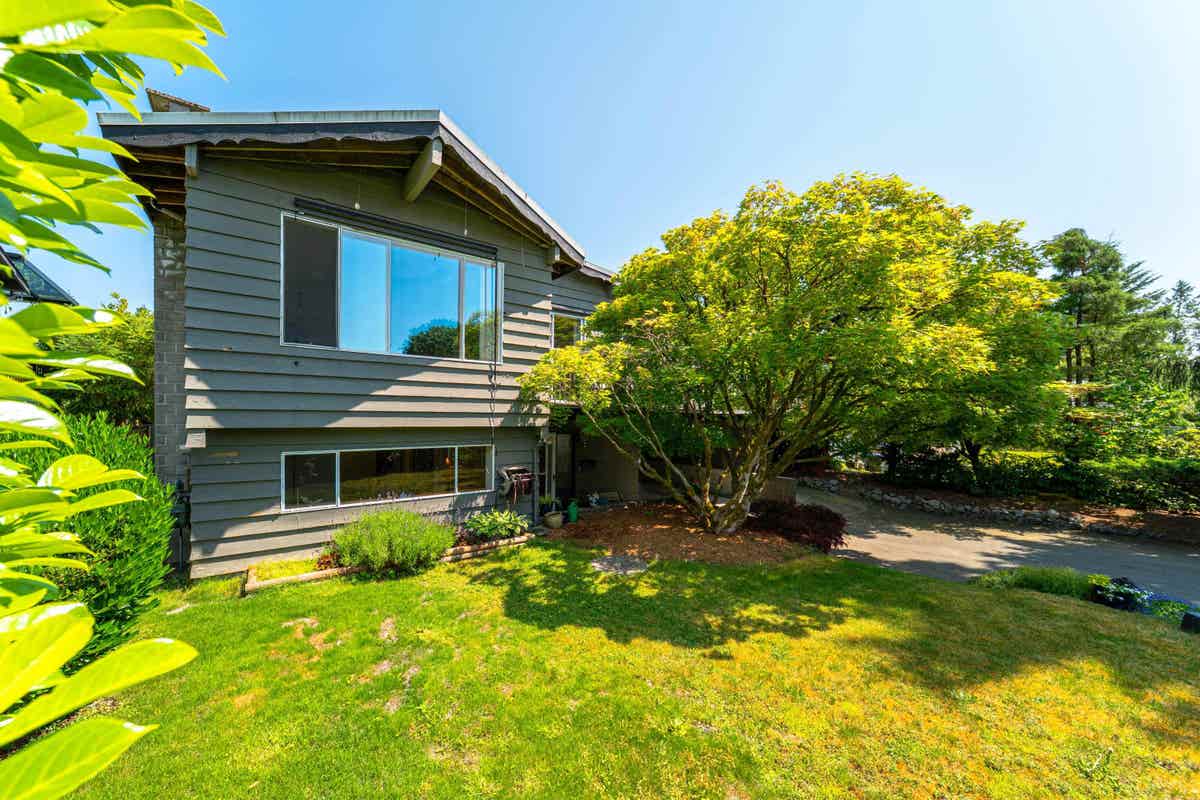 poco　1113 47 2719 St. Michael Street, Port Coquitlam - HD Photos