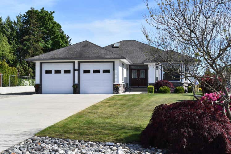 4723 TAMARACK PLACE, Sechelt BC V7Z 0E8