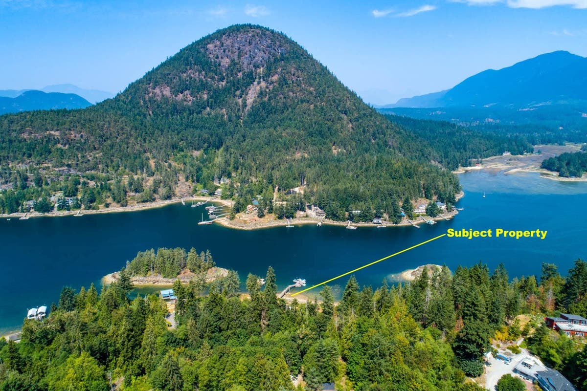 12881 SUNSHINE COAST HIGHWAY