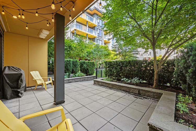 103 516 FOSTER AVENUE, Coquitlam BC V3J 0H8