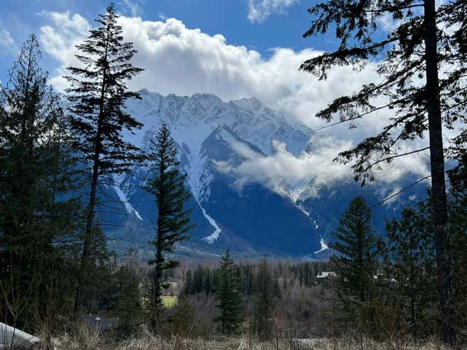 7677 CERULEAN DRIVE, Pemberton BC V0N 2L3