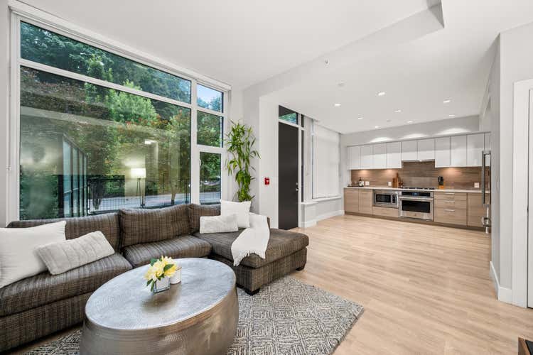 3482 MARINE WAY, Vancouver BC V5S 0H1