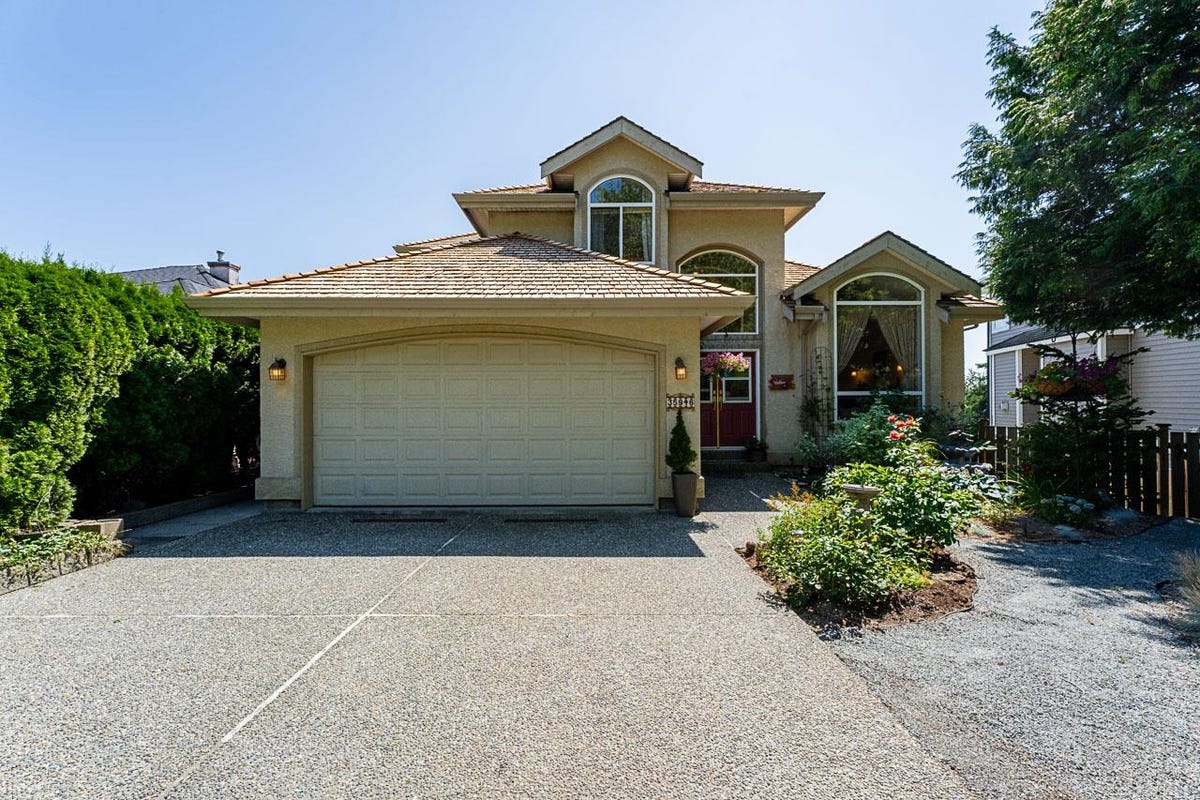 35946 Regal Pkwy  
