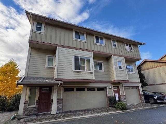 15-7867 120 STREET