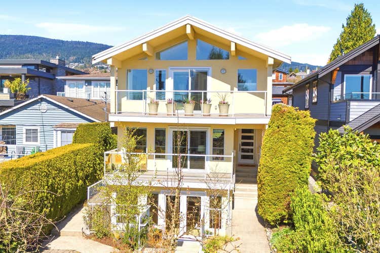 1181 KEITH ROAD, West Vancouver BC V7T 1M7
