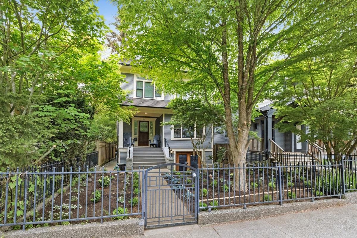 21 E 22ND AVENUE