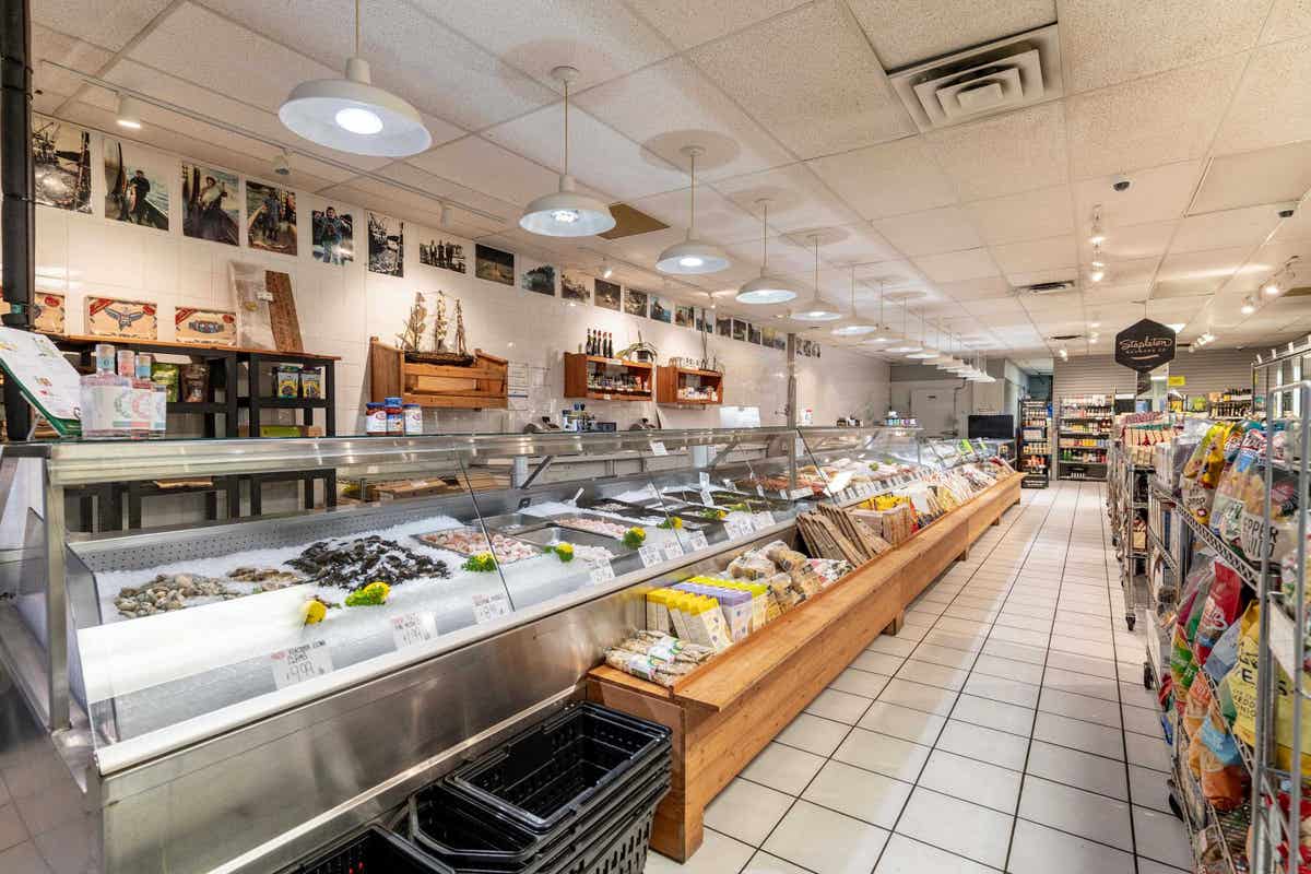 5229A LADNER TRUNK ROAD