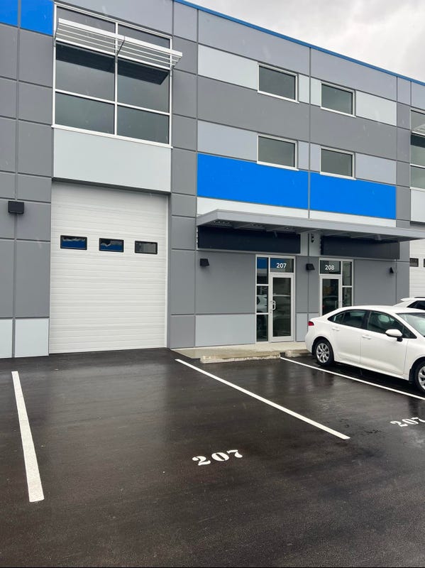 208-23251 FRASERWOOD WAY