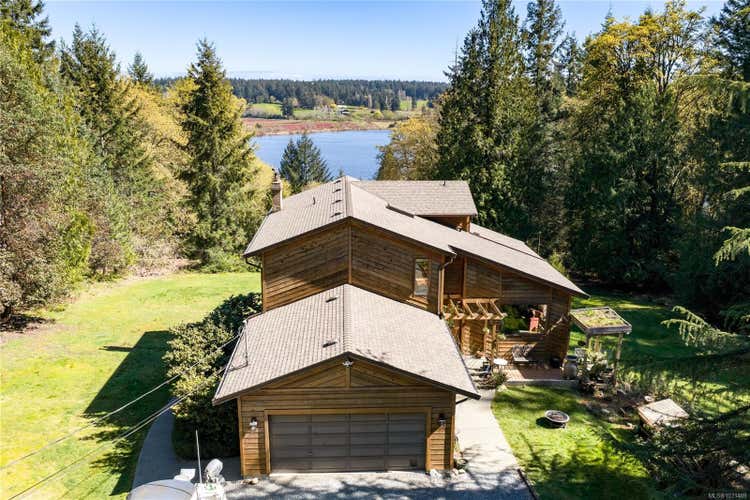 13361 Prospect Dr, Ladysmith BC V9G 1G9