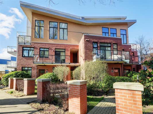 305-606 SPEED AVE, VICTORIA, BC V8Z 1A4, photo 1