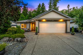 121-2205 Robert Lang Dr